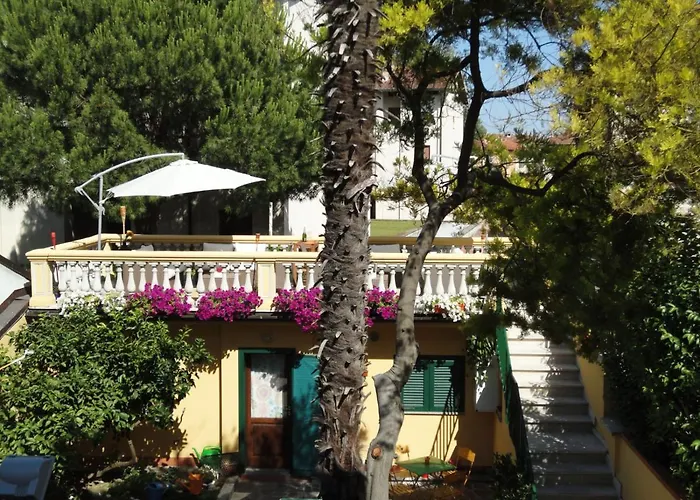 호스텔 타워 피사